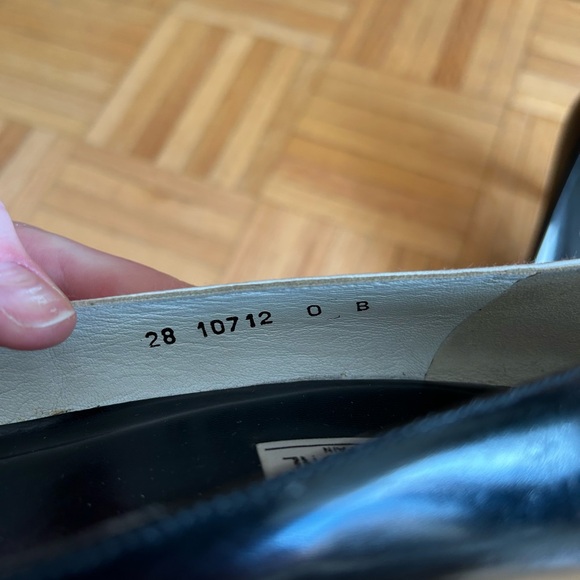 Calderone Heels - Picture 6 of 7